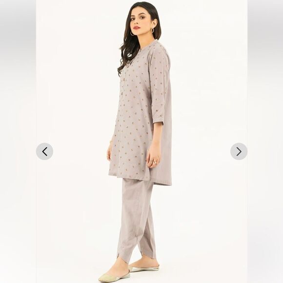 LIMELIGHT PAKISTANI DESIGNER GREY SEQUIN SHALWAR KAMEEZ 2 PIECE READY MADE - Picture 6 of 14